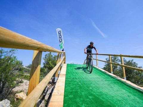 Ciudad del Ciclismo - Camping Castellón - Image N°3