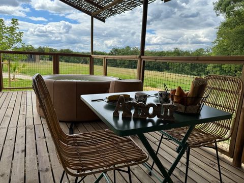 LODGE 2 personnes - Cabane Lodge duo SPA (17 m² - 1 ch)