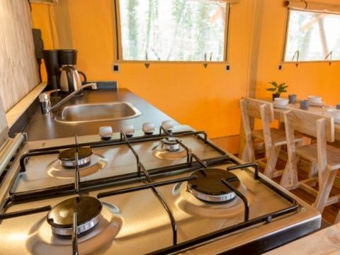 Hébergement 5 personnes - Tente Safari Lodge (40 m² - 2 ch.)