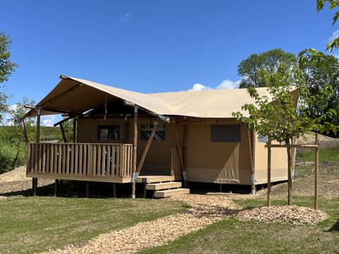 HÉBERGEMENT INSOLITE 5 personnes - Tente Safari Lodge (40 m² - 2 ch.)