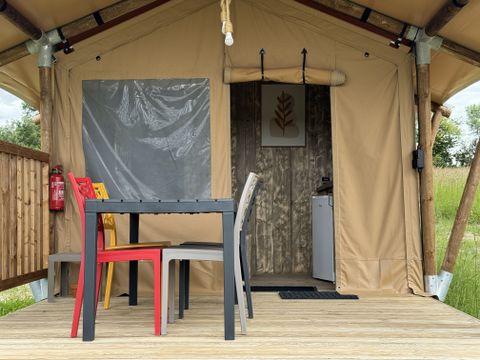Hébergement 4 personnes - Tente Safari Lodge (21 m2 - 2 ch.)