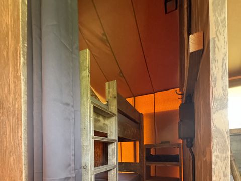 Hébergement 4 personnes - Tente Safari Lodge (21 m2 - 2 ch.)