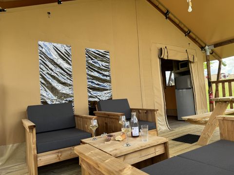 Hébergement 7 personnes - Tente Safari Lodge (38 m² - 3 ch.)