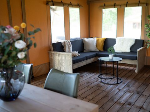 Hébergement 7 personnes - Tente Safari Lodge (38 m² - 3 ch.)