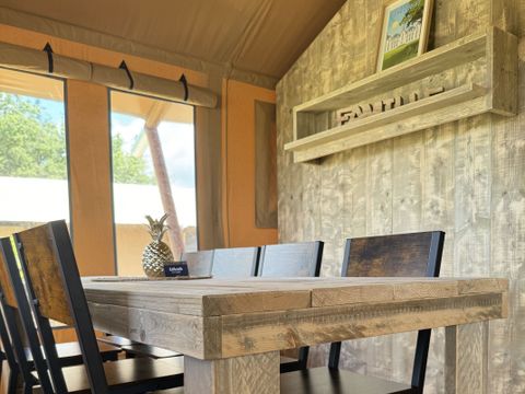 Hébergement 7 personnes - Tente Safari Lodge (38 m² - 3 ch.)
