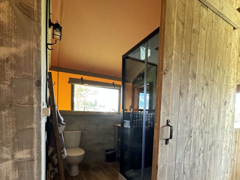 Hébergement 7 personnes - Tente Safari Lodge (38 m² - 3 ch.)