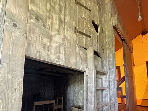 HÉBERGEMENT INSOLITE 7 personnes - Tente Safari Lodge (38 m² - 3 ch.)