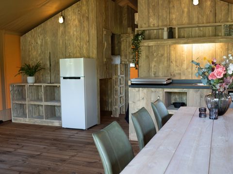 Hébergement 7 personnes - Tente Safari Lodge (38 m² - 3 ch.)