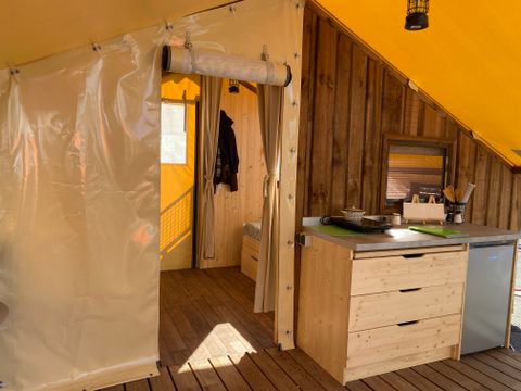 Hébergement 4 personnes - Cabane du campeur (10 m² - 1 ch.)