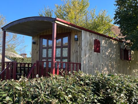 Hébergement 4 personnes - Roulotte (16 m² - 2 adultes + 2 enfants - 12ans)