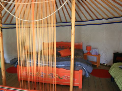 Hébergement 4 personnes - Yourte confort (28 m² )