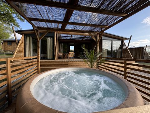 LODGE 4 personnes - Cottage Lodge SPA (35 m² - 2 ch - 4 pers.)