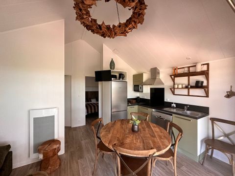 CHALET 5 personnes - Lodge 2 chambres et Spa - Rustique
