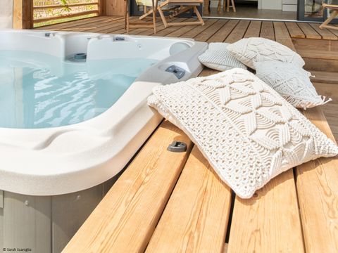 CHALET 5 personnes - Lodge 2 chambres et Spa - Rustique