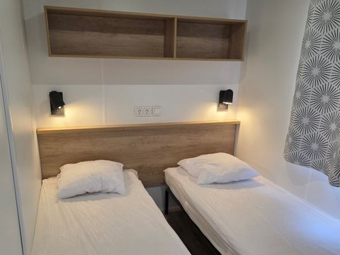 MOBILHOME 5 personnes - 2 chambres avec climatisation 