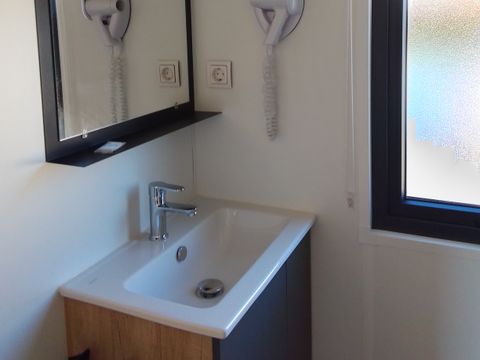 MOBILHOME 2 personnes - 1 chambre - Confort+