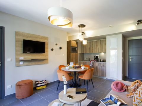 APPARTEMENT 8 personnes - 3 pièces Cabines 8 personnes (env. 57 m²)