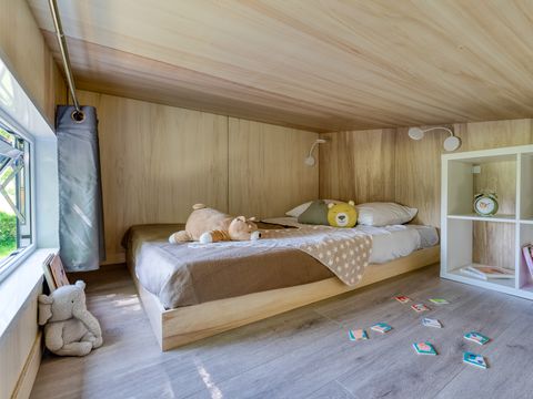 Hébergement 4 personnes - Tiny House 2 chambres + Slow Box avec vue sur la rivière 4 pers.