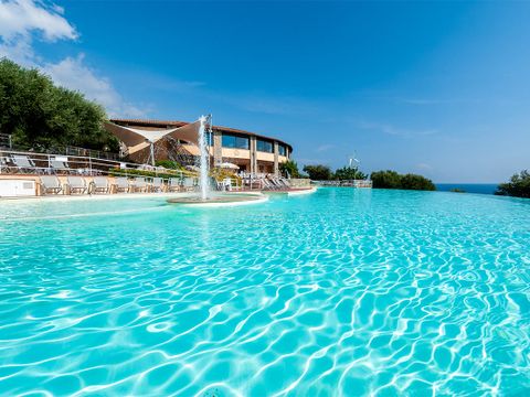 Happy Village - Camping Salerne - Image N°2