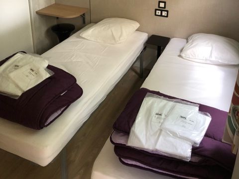 MOBILHOME 4 personnes - PREMIUM "PLUS" 2 ch 2 SDB 4 pers 