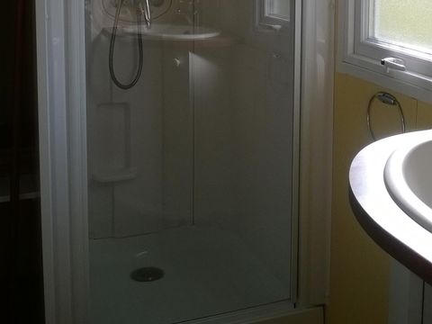 MOBILHOME 4 personnes - CONFORT 2 ch 4 pers