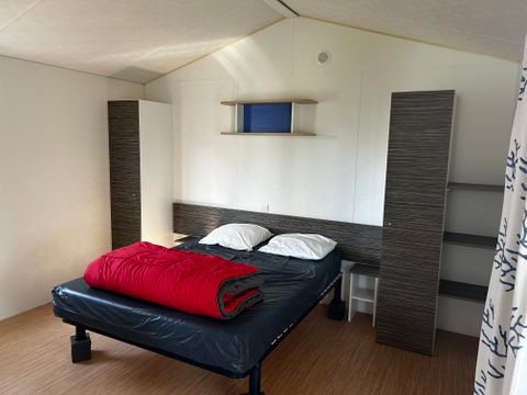 MOBILHOME 4 personnes - CONFORT adapté PMR 2 ch 4 pers