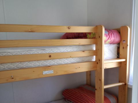 MOBILHOME 4 personnes - CONFORT adapté PMR 2 ch 4 pers