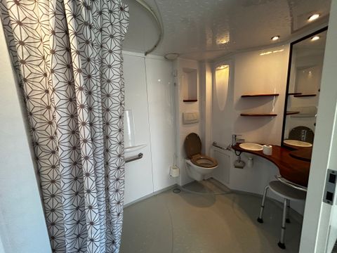 MOBILHOME 4 personnes - CONFORT adapté PMR 2 ch 4 pers