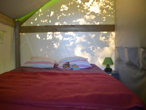 TENTE TOILE ET BOIS 5 personnes - Tente Sahari 2 ch 21m2 TENTE TOILE ET BOIS 5 personnes - Tente Sahari 2 ch 21m2