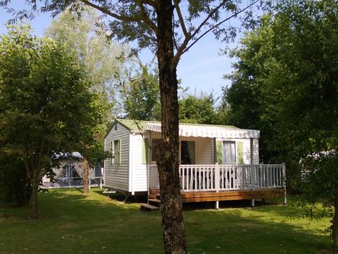 MOBILHOME 5 personnes - Sans sanitaire 2 ch 5 pers MOBILHOME 5 personnes - Sans sanitaire 2 ch 5 pers