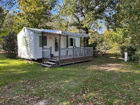 MOBILHOME 5 personnes - Sans sanitaire 2 ch 5 pers MOBILHOME 5 personnes - Sans sanitaire 2 ch 5 pers