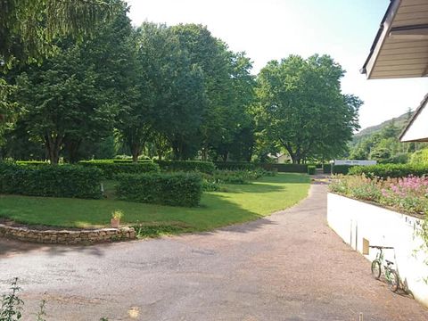Camping Les Premières Vignes - Camping Côte-d'Or - Image N°10