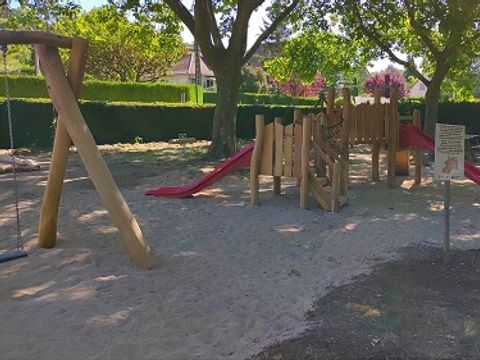 Camping Les Premières Vignes - Camping Côte-d'Or - Image N°3