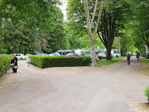 Camping Les Premières Vignes - Camping Côte-d'Or - Image N°16