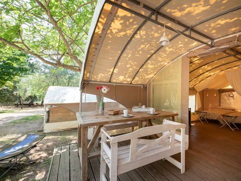 HÉBERGEMENT INSOLITE 2 personnes - Canvas Lodge 32 m²