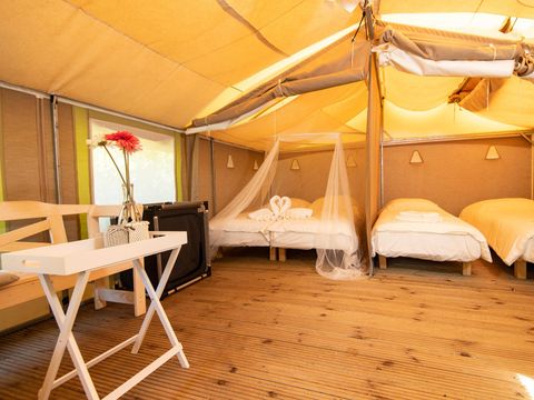 HÉBERGEMENT INSOLITE 2 personnes - Canvas Lodge 32 m²