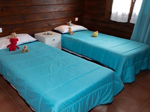 Mobilhome 4 personnes - Bungalow 2 Hab Plus (MASCOTAS NO PERMITIDAS)
