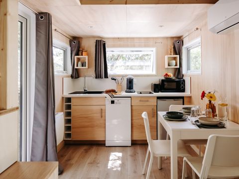 HÉBERGEMENT INSOLITE 4 personnes - Tiny House Signature 2 Chambres