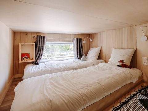 HÉBERGEMENT INSOLITE 4 personnes - Tiny House Signature 2 Chambres