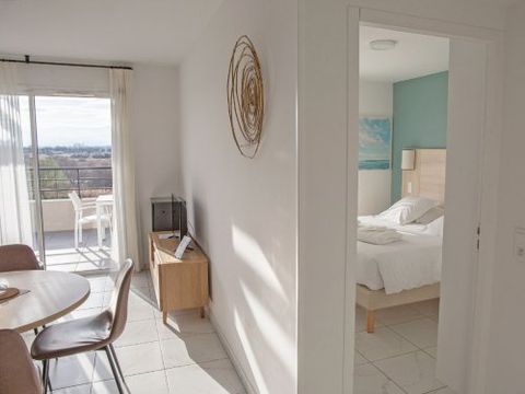 APPARTEMENT 4 personnes - Appartement 4 personnes - 1 chambre + 1 coin nuit - Balcon - vue montagne (24T)