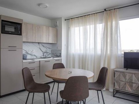 APPARTEMENT 4 personnes - Appartement 4 personnes - 1 chambre - Terrasse et Loggia spacieuse - Vue étang et golf (24E)