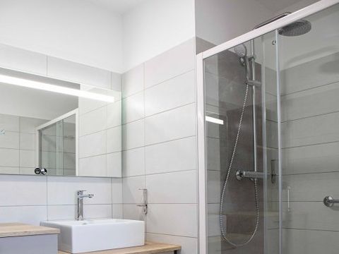 APPARTEMENT 4 personnes - Appartement 4 personnes - 1 chambre - Terrasse et Loggia spacieuse - Vue étang et golf (24E)