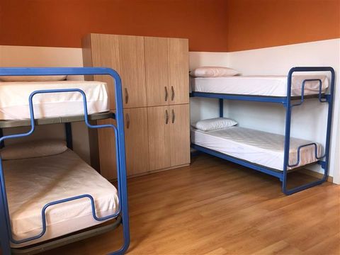 CHAMBRE 4 personnes - Habitación 2+2 pax con baño