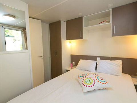 BUNGALOW 6 personnes - Mobil-home | Comfort | 3 Ch. | 4/6 Pers. | Terrasse surélevée | Clim.