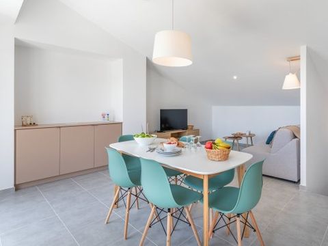 APPARTEMENT 6 personnes - Appartement 6 personnes - 2 chambres - Duplex - Terrasse spacieuse - Environ 42 m² (CAS36)