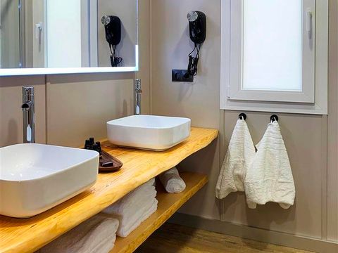 MOBILHOME 5 personnes - BALI