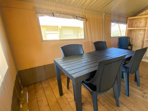 TENTE TOILE ET BOIS 6 personnes - Safari (avec sanitaire)