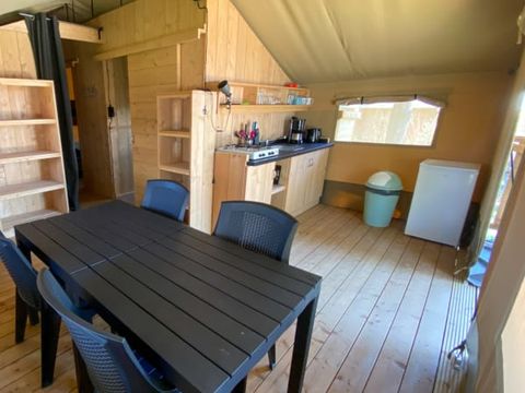 TENTE TOILE ET BOIS 6 personnes - Safari (avec sanitaire)