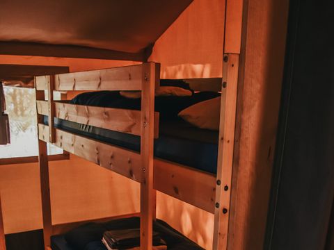 TENTE TOILE ET BOIS 4 personnes - Camping Luna del Monte - Tente Safari 4 personnes avec sanitaires