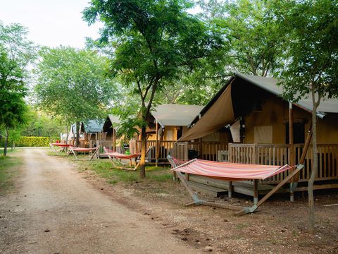 TENTE TOILE ET BOIS 5 personnes - La cambrousse